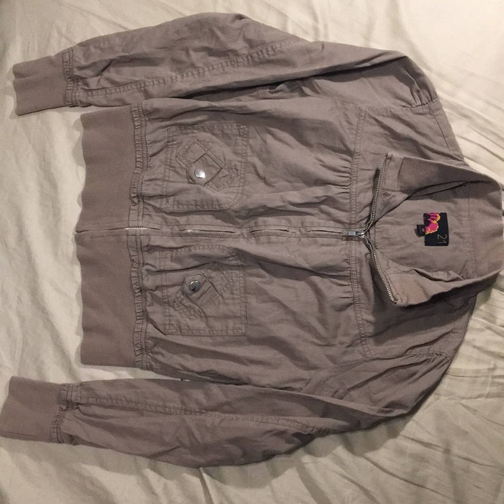 Lightweight Cropped Jacket